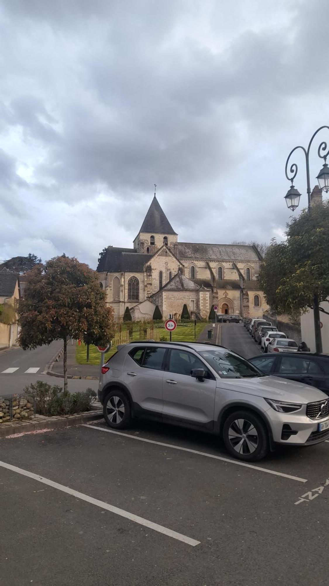 Escale Au Pied Du Chateau 阿姆博斯 外观 照片