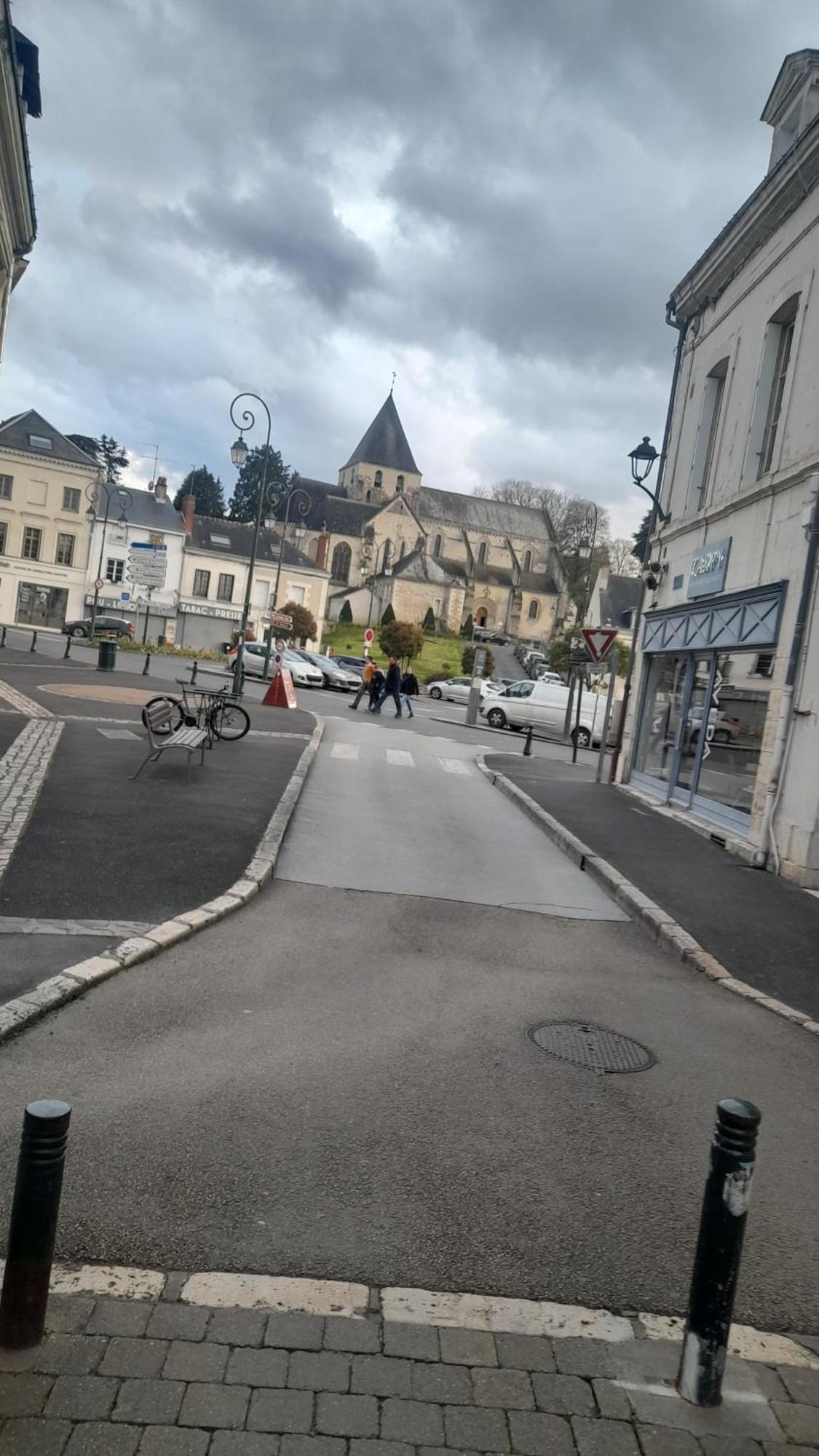 Escale Au Pied Du Chateau 阿姆博斯 外观 照片