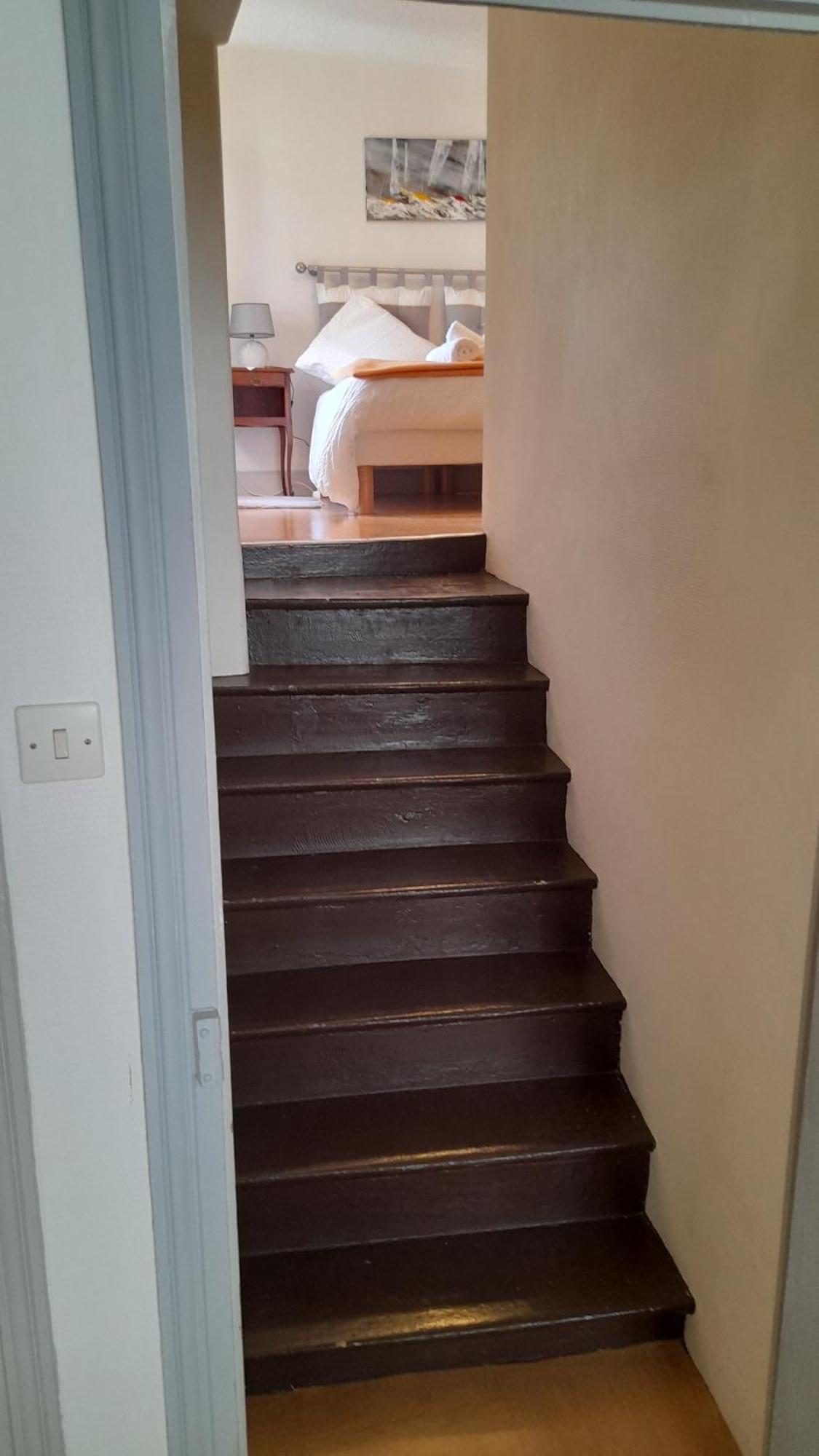 Escale Au Pied Du Chateau 阿姆博斯 外观 照片