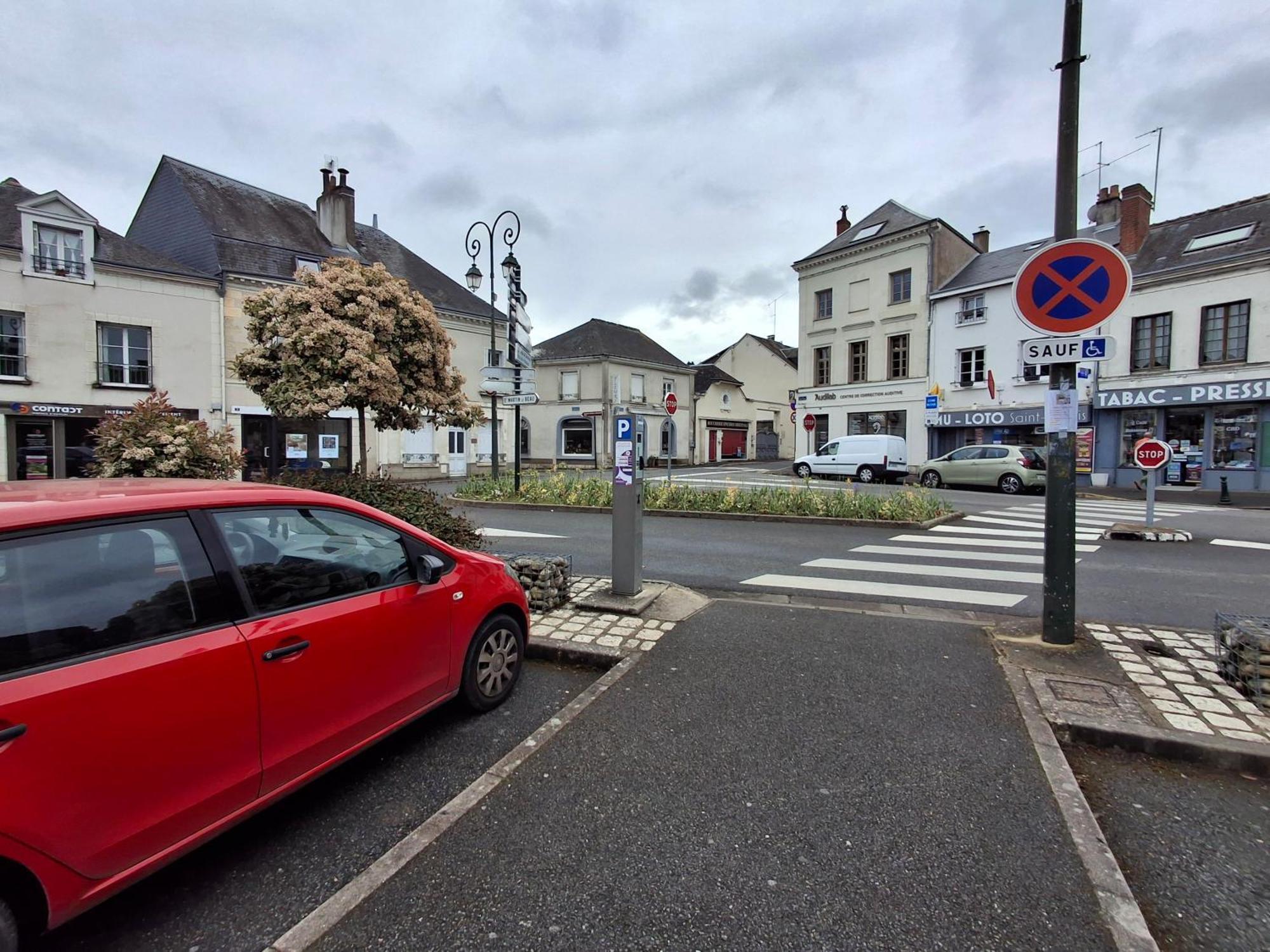 Escale Au Pied Du Chateau 阿姆博斯 外观 照片