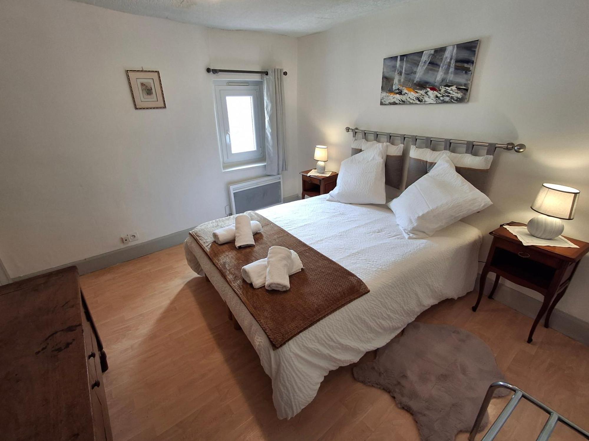 Escale Au Pied Du Chateau 阿姆博斯 外观 照片